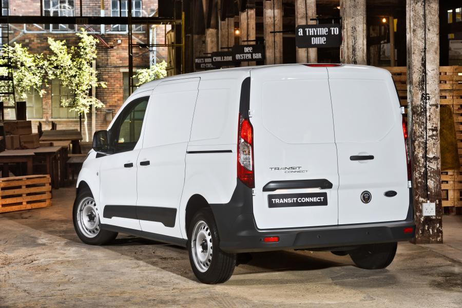  Ford Transit Connect 2015 года  (ZA) (фото 6 из 18)